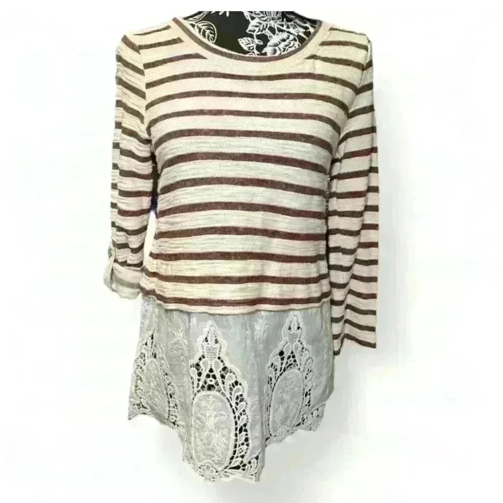 Blu Pepper Women's Striped Blouse Eyelet Trim 3/4 Sleeve Size S